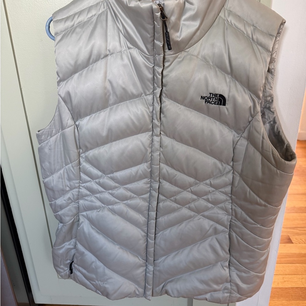 The North Face Silver/Light Gray Quilted Down Vest